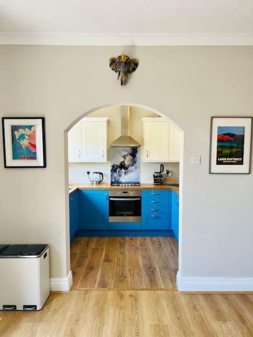 Lovely, Sunny House, By The Beach & Centre! Lytham St Annes Exterior foto