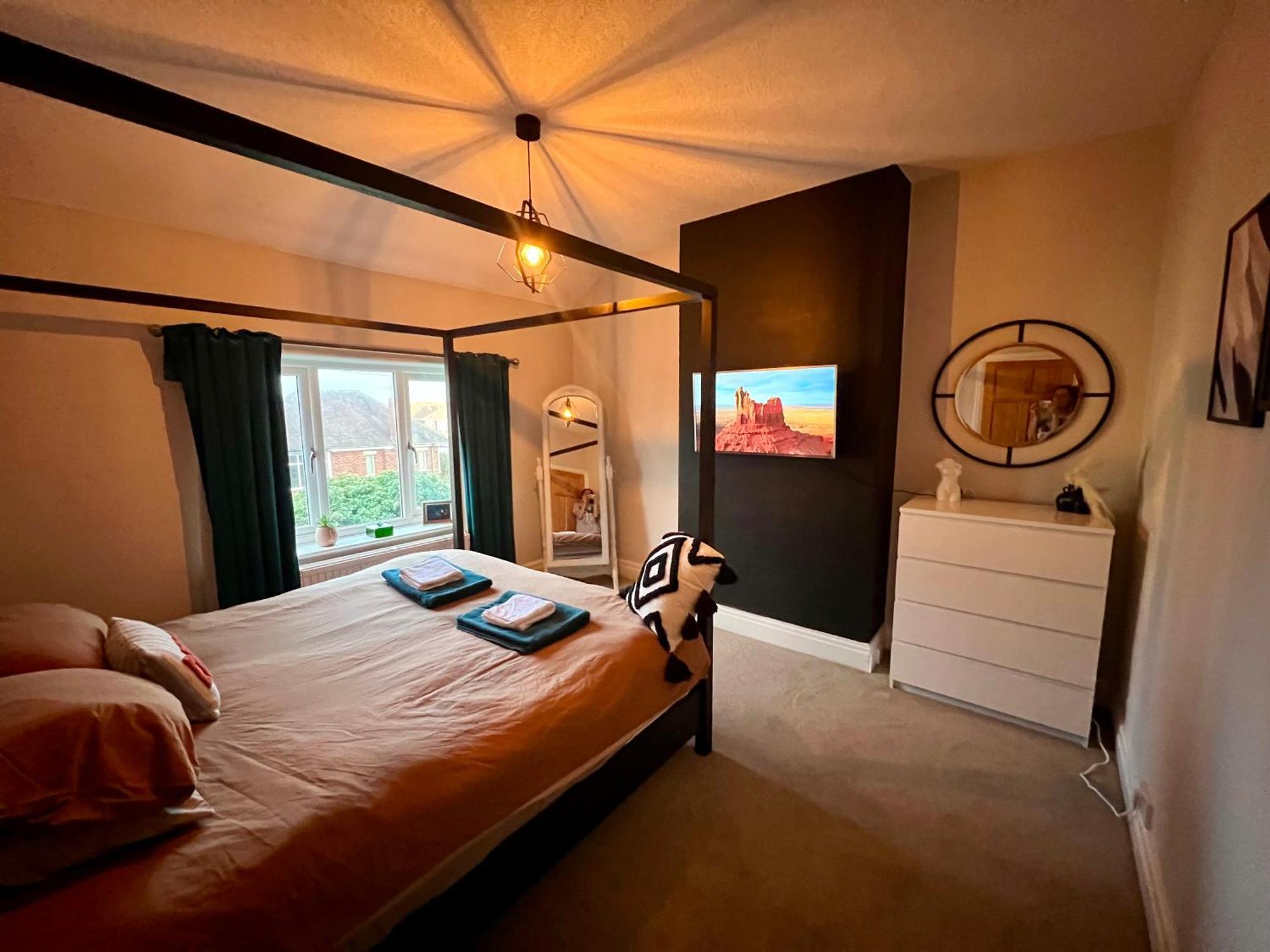 Lovely, Sunny House, By The Beach & Centre! Lytham St Annes Exterior foto